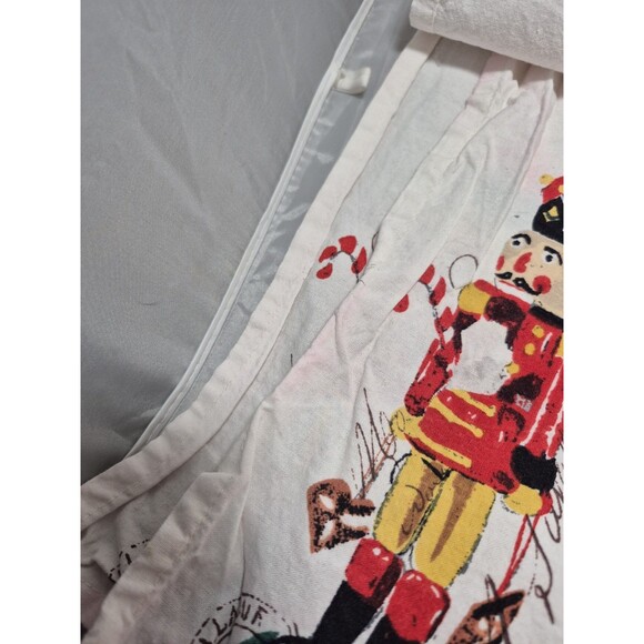 Williams Sonoma Holiday Nutcracker Christmas Hand-Screened Textiles 6 Read - Picture 4 of 6